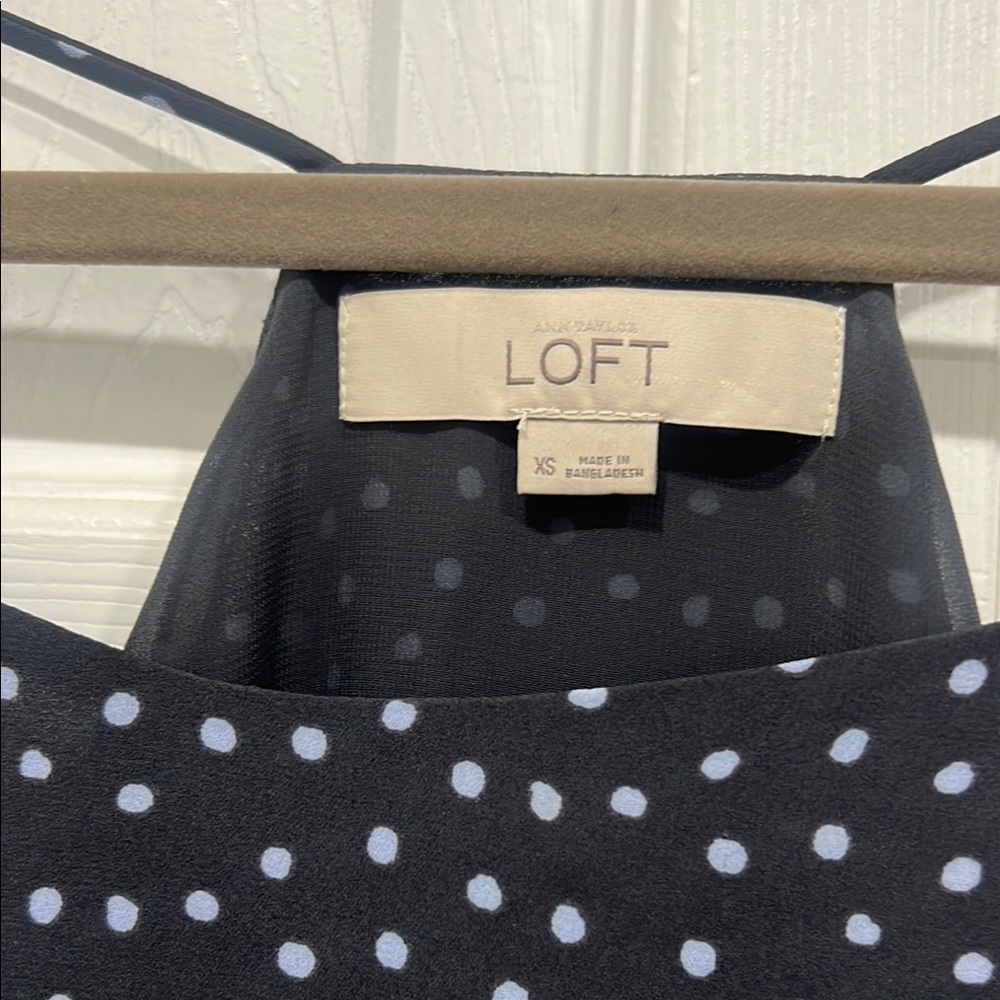 LOFT Navy Polka Dot lined Tank Top size XS (3x$15) - Picture 3 of 9